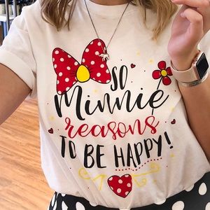 Disney Minnie Mouse Small Shop EUC T-Shirt